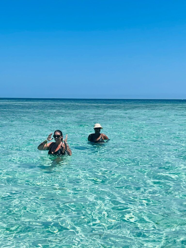Best Deals for Paradise Island (Cayo Arena) 2
