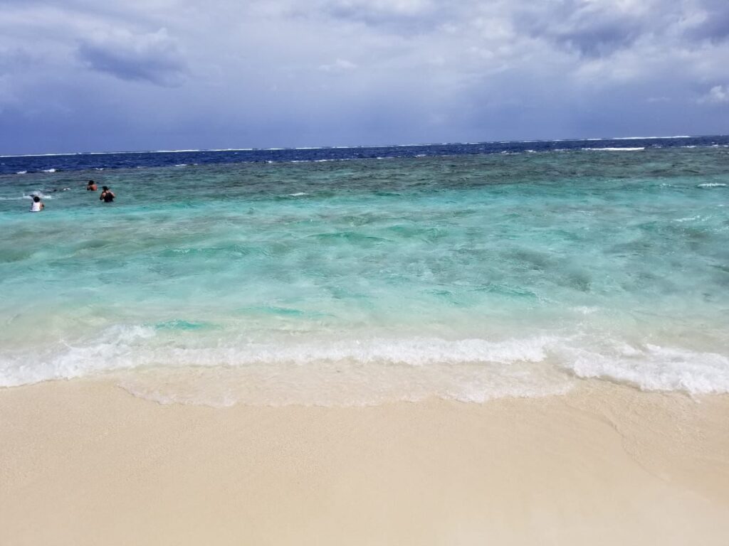 Best Deals for Paradise Island (Cayo Arena) 6